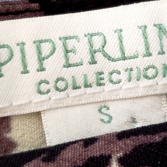 Piperlime Collection pleated abstract print hi-low hem skirt size small - Picture 6 of 7